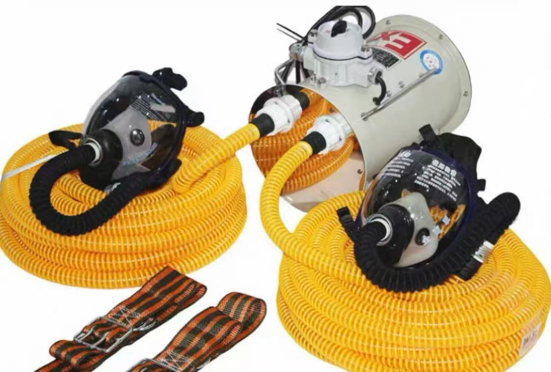 安全高效！咸寧某油庫(kù)油罐蒸汽清洗作業(yè)順利開(kāi)展